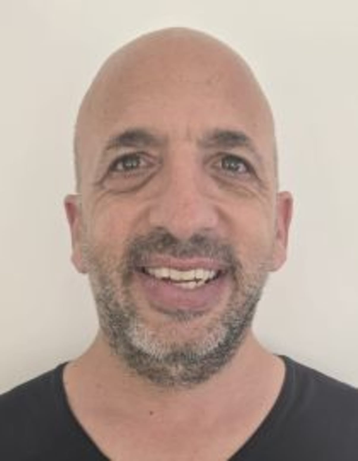 תמונת פורטרט של בעל המקצוע תמונת פורטרט של בעל המקצוע