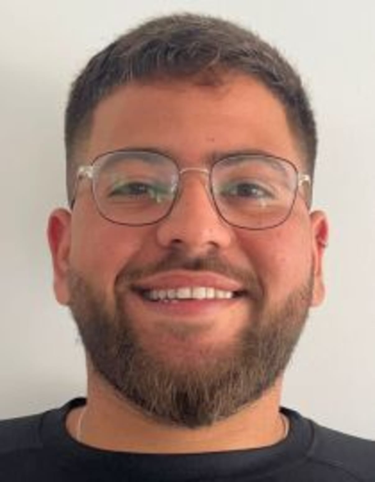 תמונת פורטרט של בעל המקצוע תמונת פורטרט של בעל המקצוע