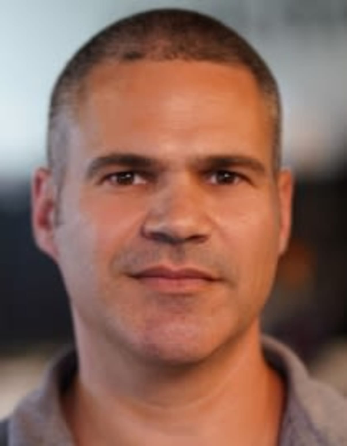 תמונת פורטרט של בעל המקצוע תמונת פורטרט של בעל המקצוע