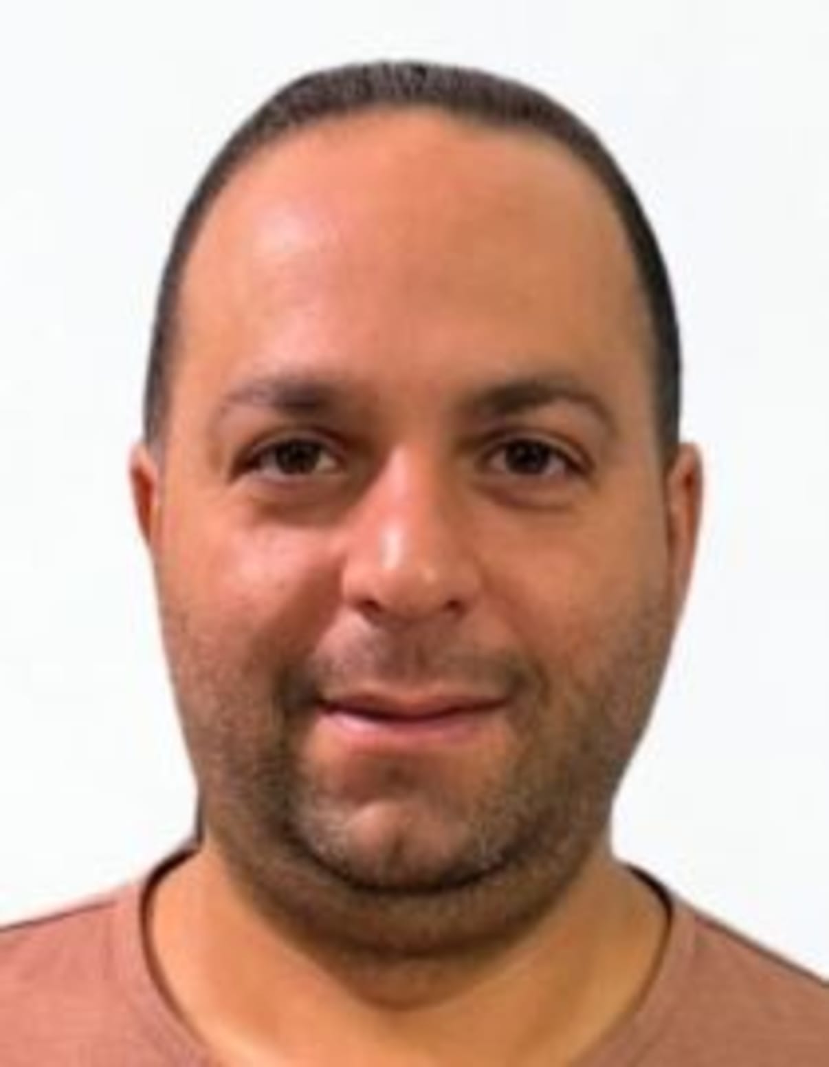 תמונת פורטרט של בעל המקצוע תמונת פורטרט של בעל המקצוע