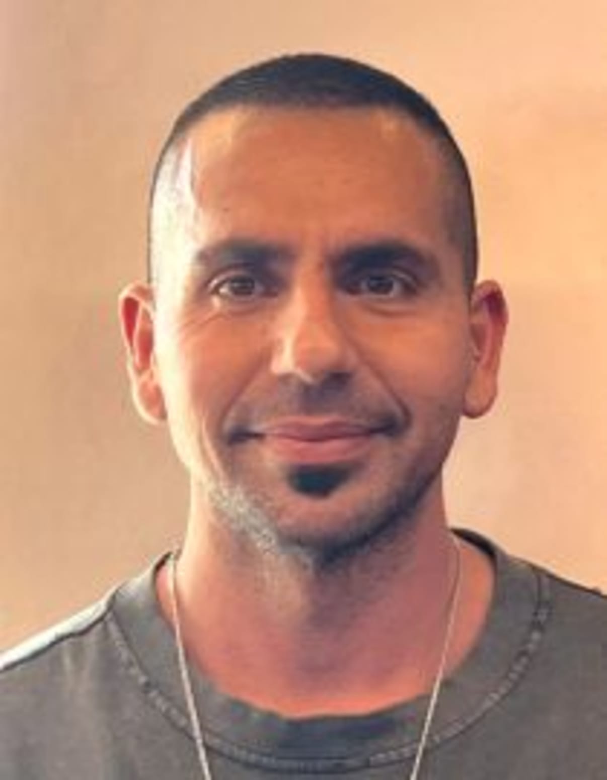 תמונת פורטרט של בעל המקצוע תמונת פורטרט של בעל המקצוע