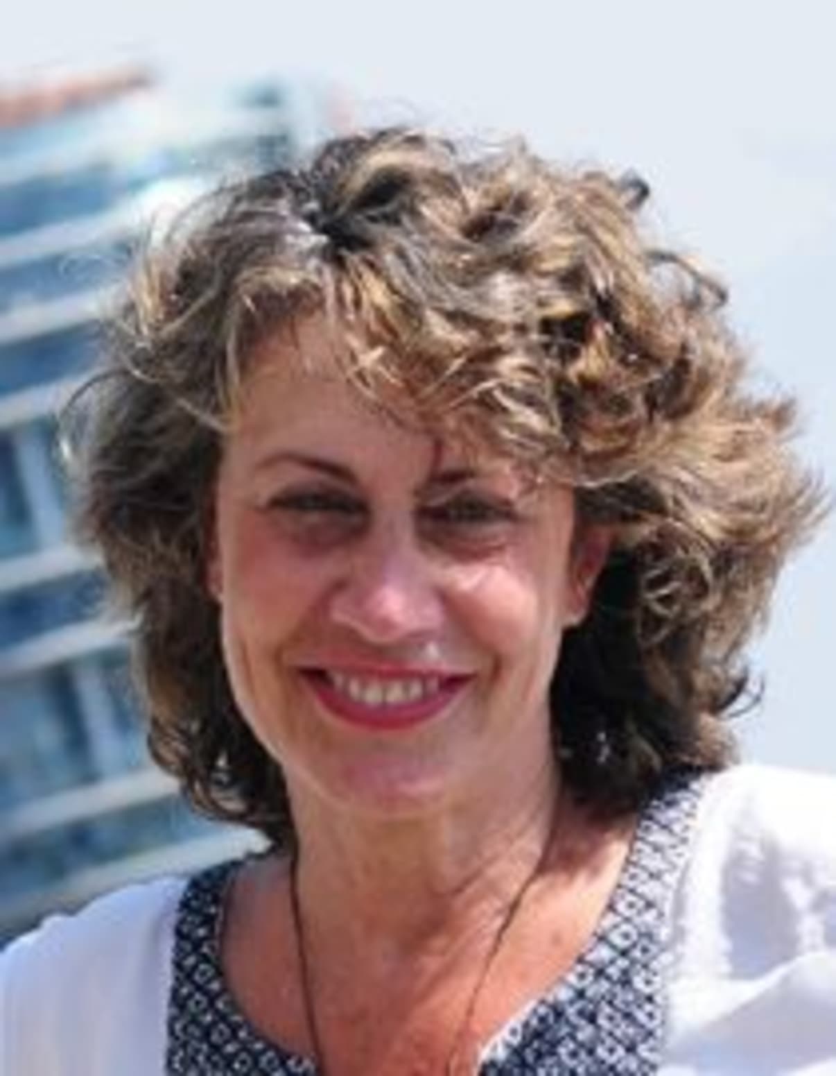 תמונת פורטרט של בעל המקצוע תמונת פורטרט של בעל המקצוע
