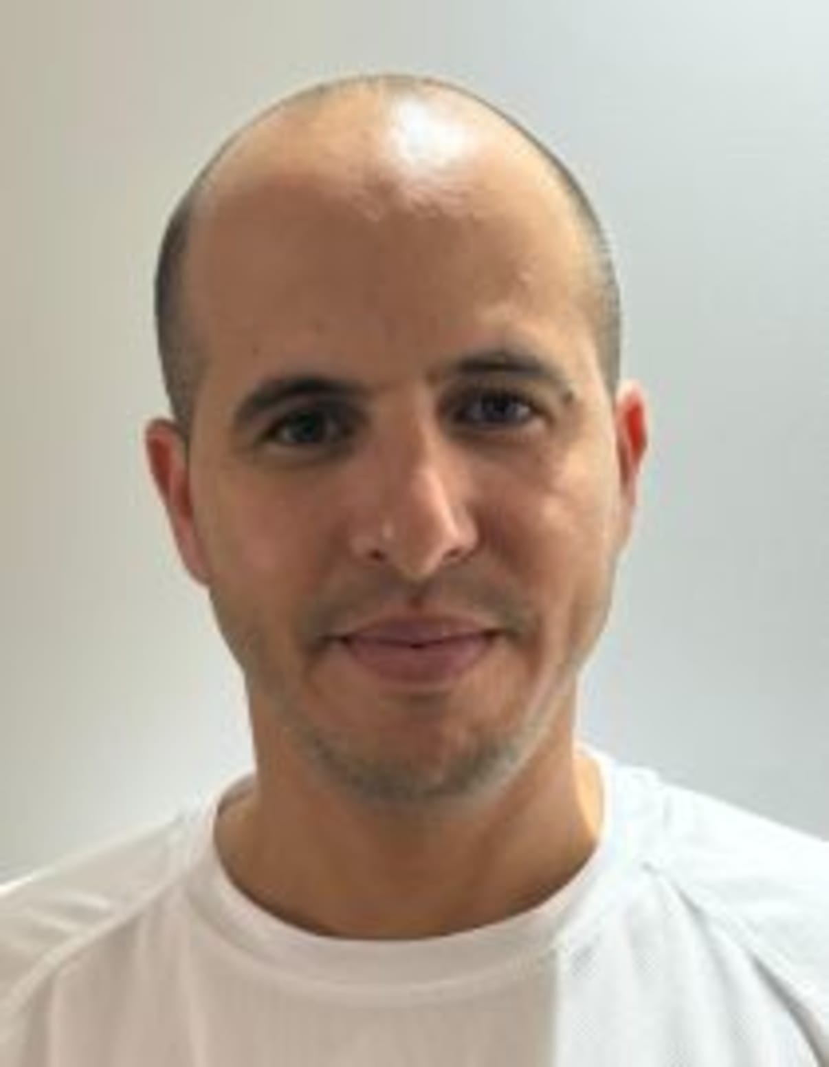 תמונת פורטרט של בעל המקצוע תמונת פורטרט של בעל המקצוע