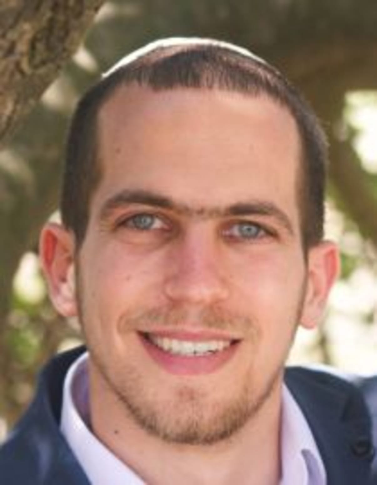 תמונת פורטרט של בעל המקצוע