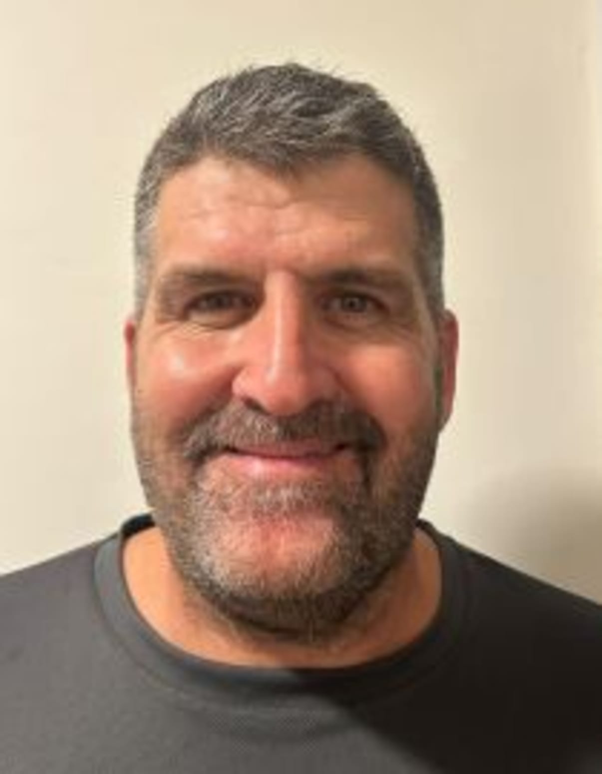 תמונת פורטרט של בעל המקצוע תמונת פורטרט של בעל המקצוע