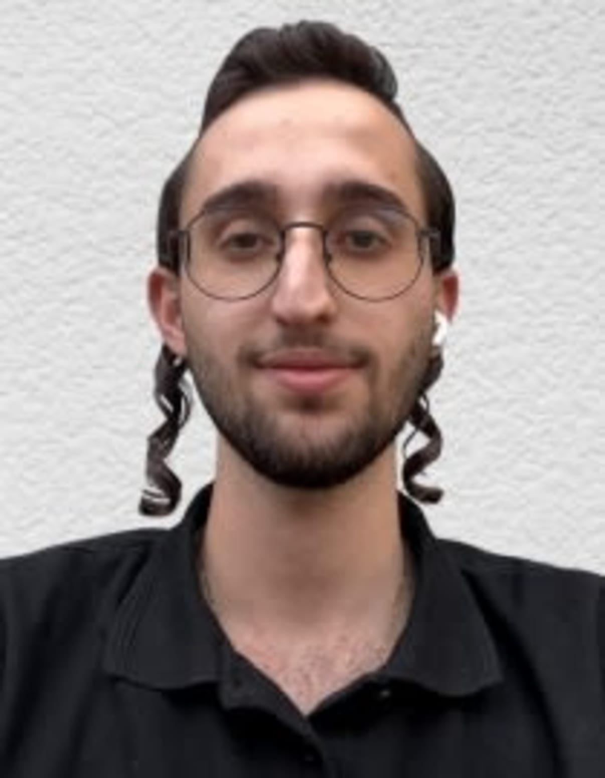 תמונת פורטרט של בעל המקצוע