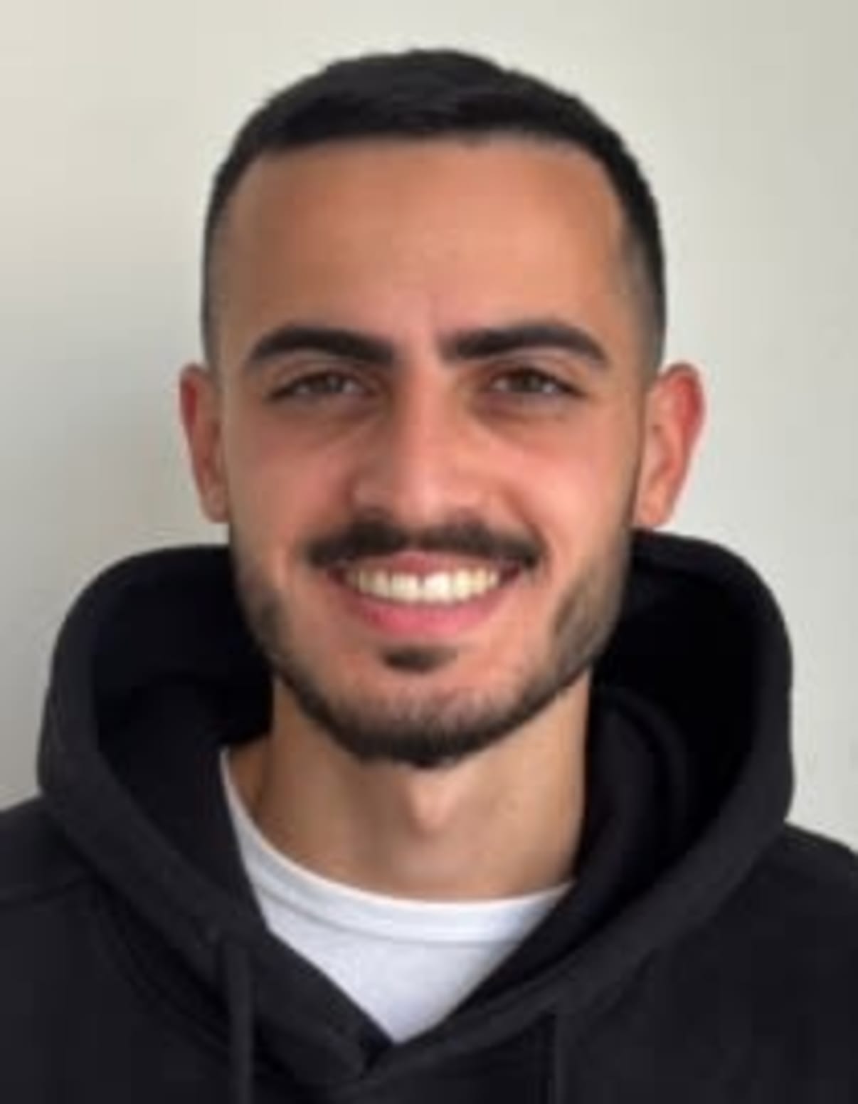 תמונת פורטרט של בעל המקצוע