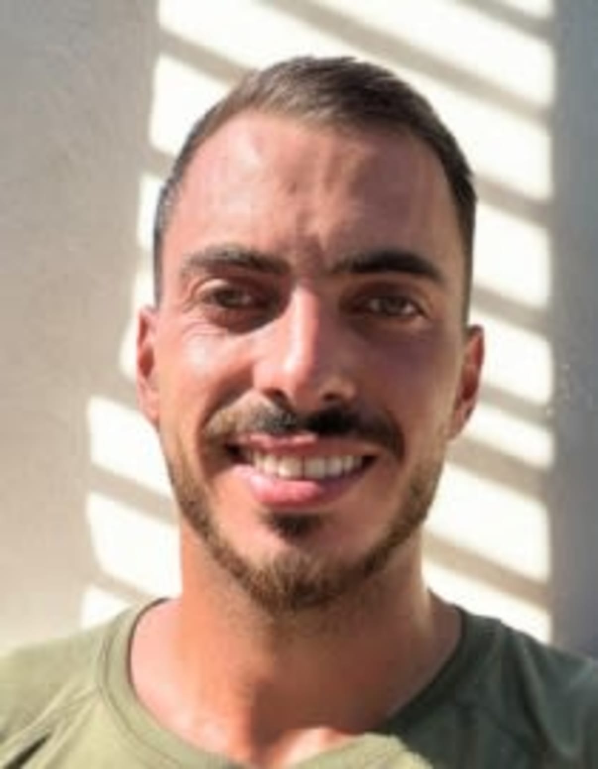 תמונת פורטרט של בעל המקצוע תמונת פורטרט של בעל המקצוע