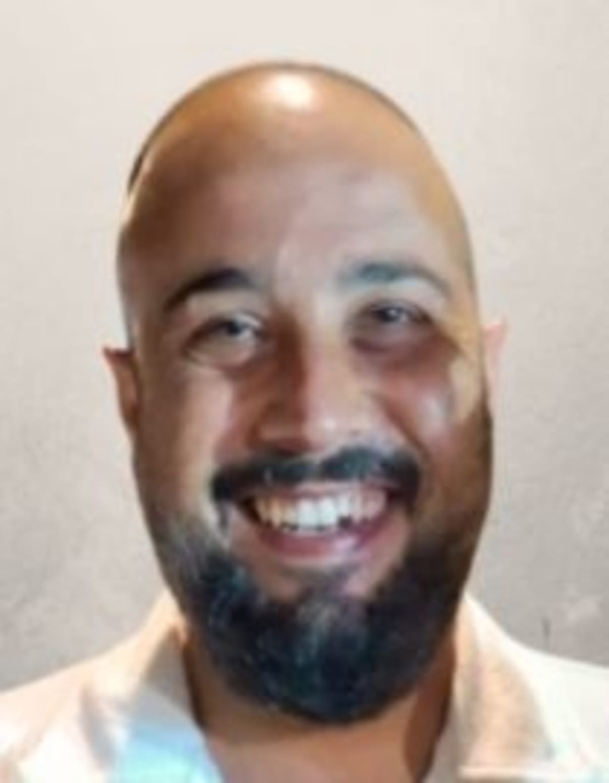 תמונת פורטרט של בעל המקצוע