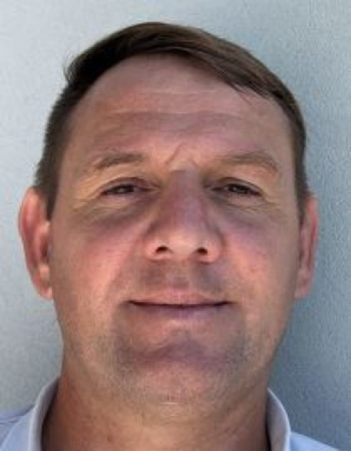 תמונת פורטרט של בעל המקצוע