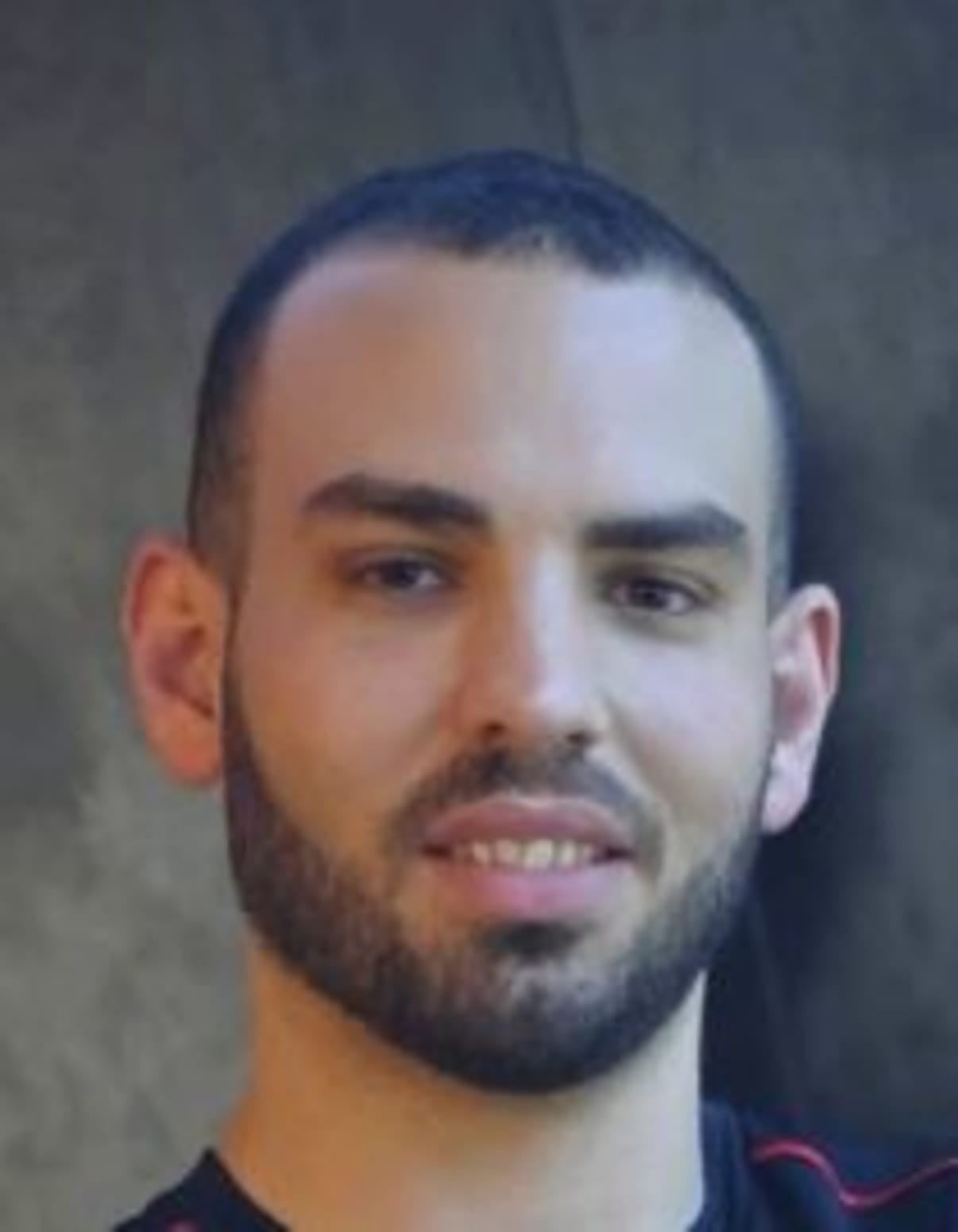 תמונת פורטרט של בעל המקצוע