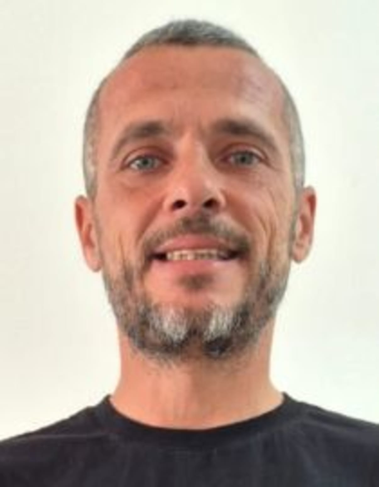 תמונת פורטרט של בעל המקצוע תמונת פורטרט של בעל המקצוע