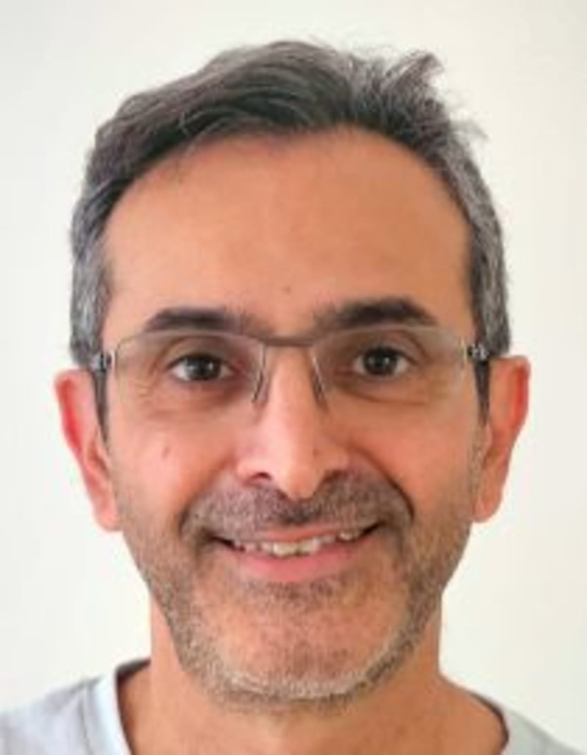 תמונת פורטרט של בעל המקצוע תמונת פורטרט של בעל המקצוע