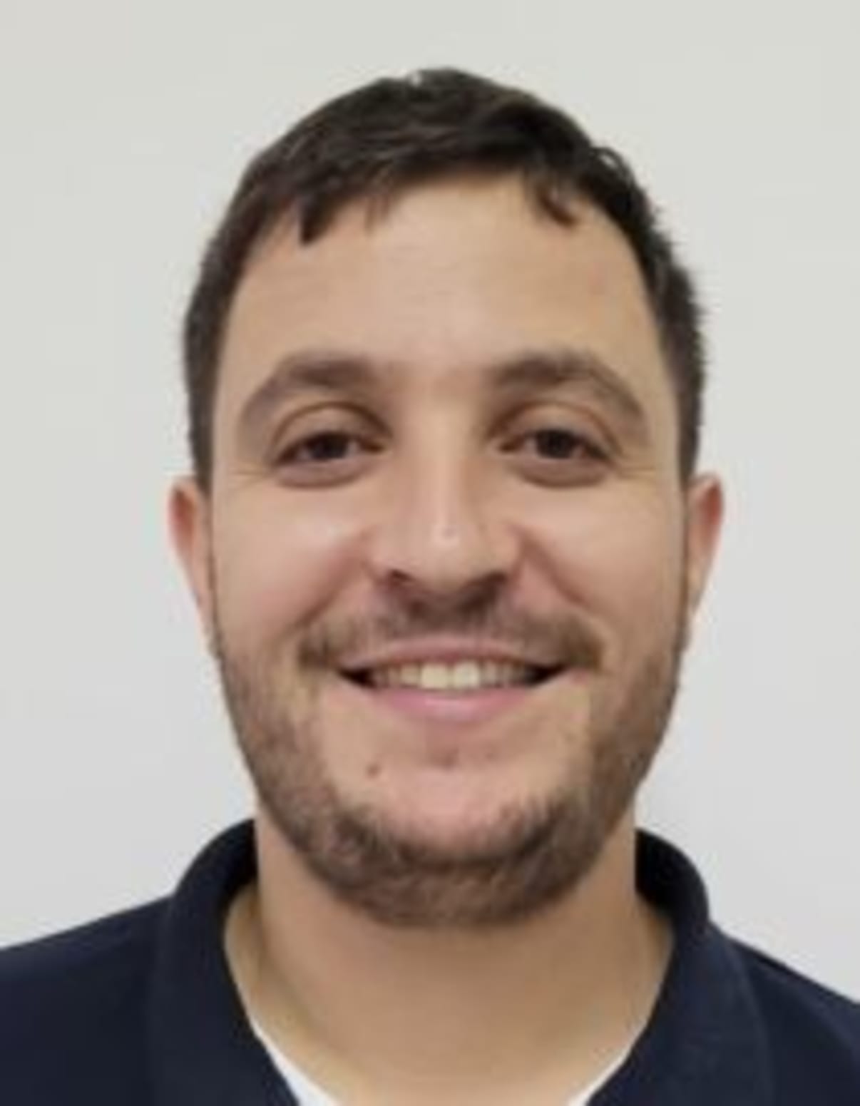 תמונת פורטרט של בעל המקצוע