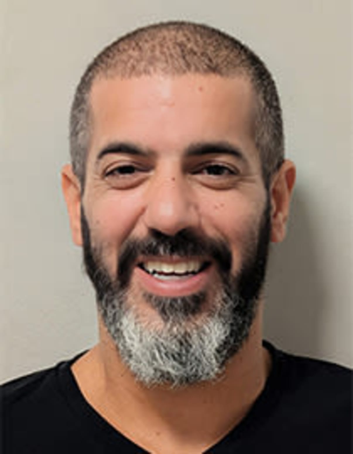 תמונת פורטרט של בעל המקצוע תמונת פורטרט של בעל המקצוע