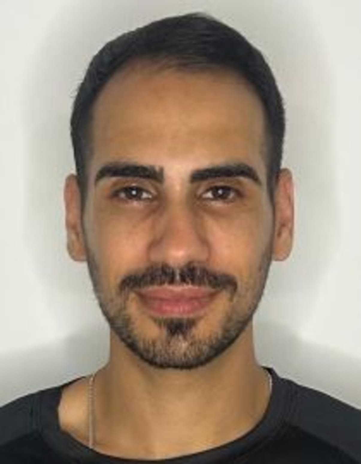 תמונת פורטרט של בעל המקצוע