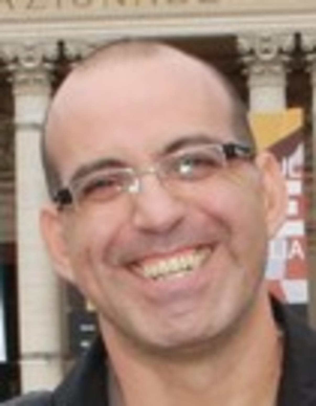 תמונת פורטרט של בעל המקצוע תמונת פורטרט של בעל המקצוע