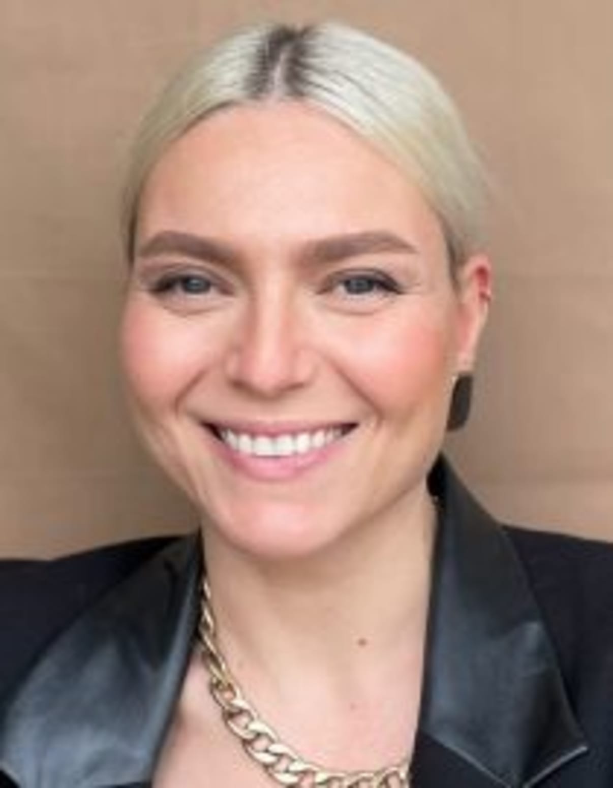 תמונת פורטרט של בעל המקצוע תמונת פורטרט של בעל המקצוע