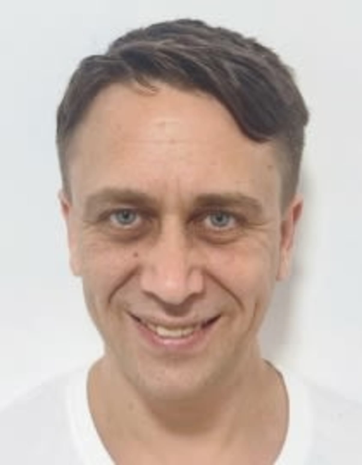 תמונת פורטרט של בעל המקצוע