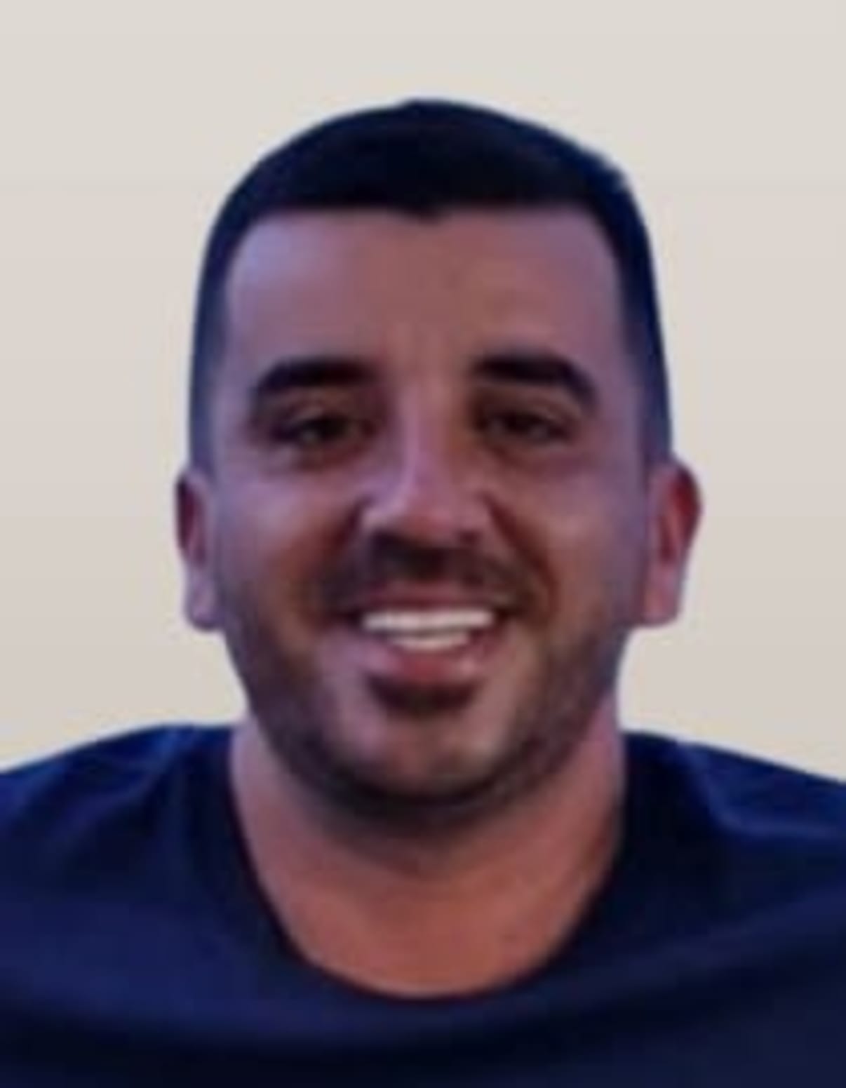 תמונת פורטרט של בעל המקצוע