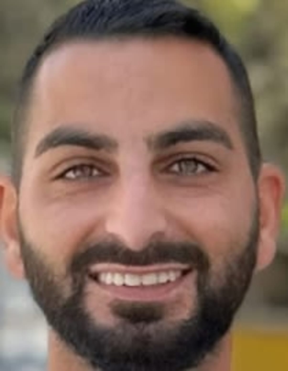 תמונת פורטרט של בעל המקצוע