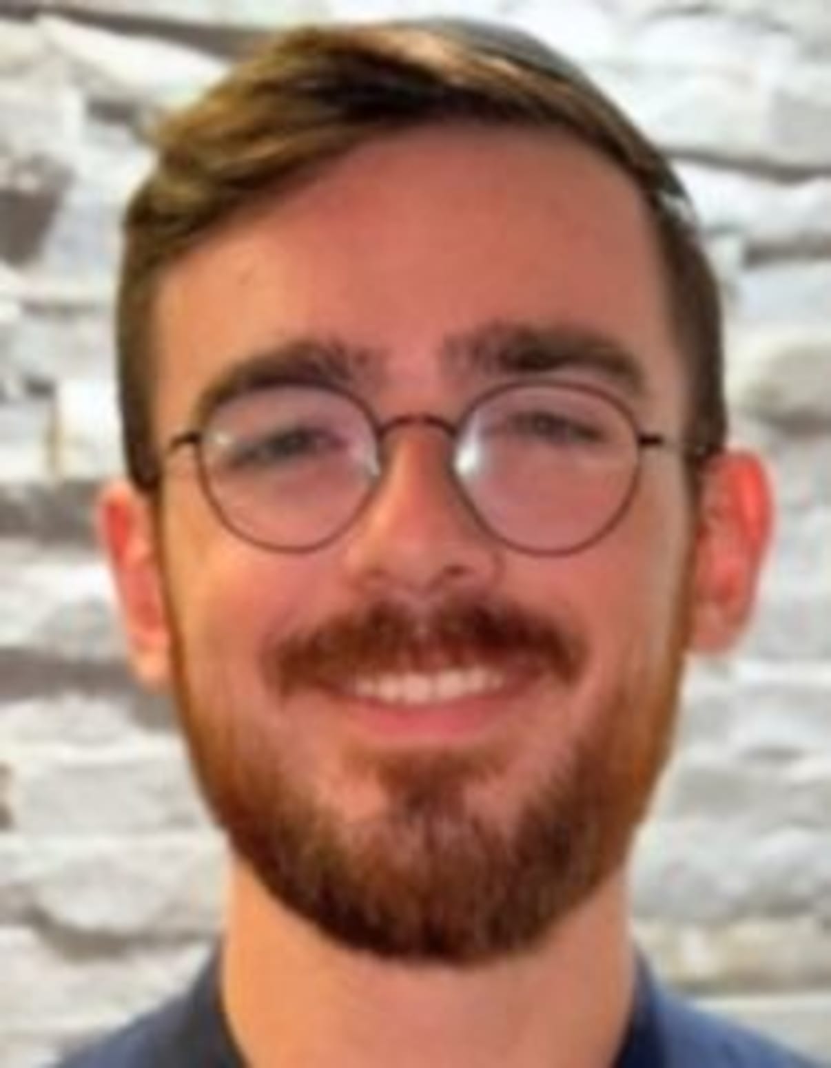 תמונת פורטרט של בעל המקצוע