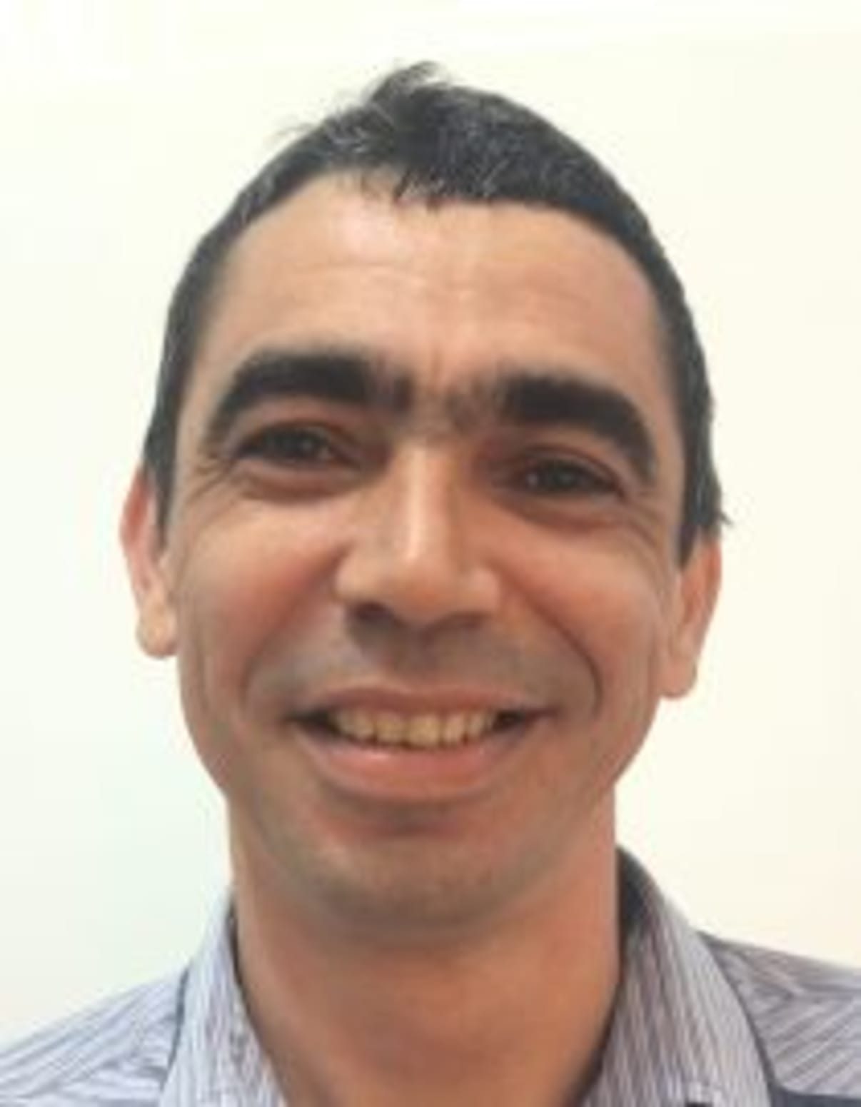 תמונת פורטרט של בעל המקצוע