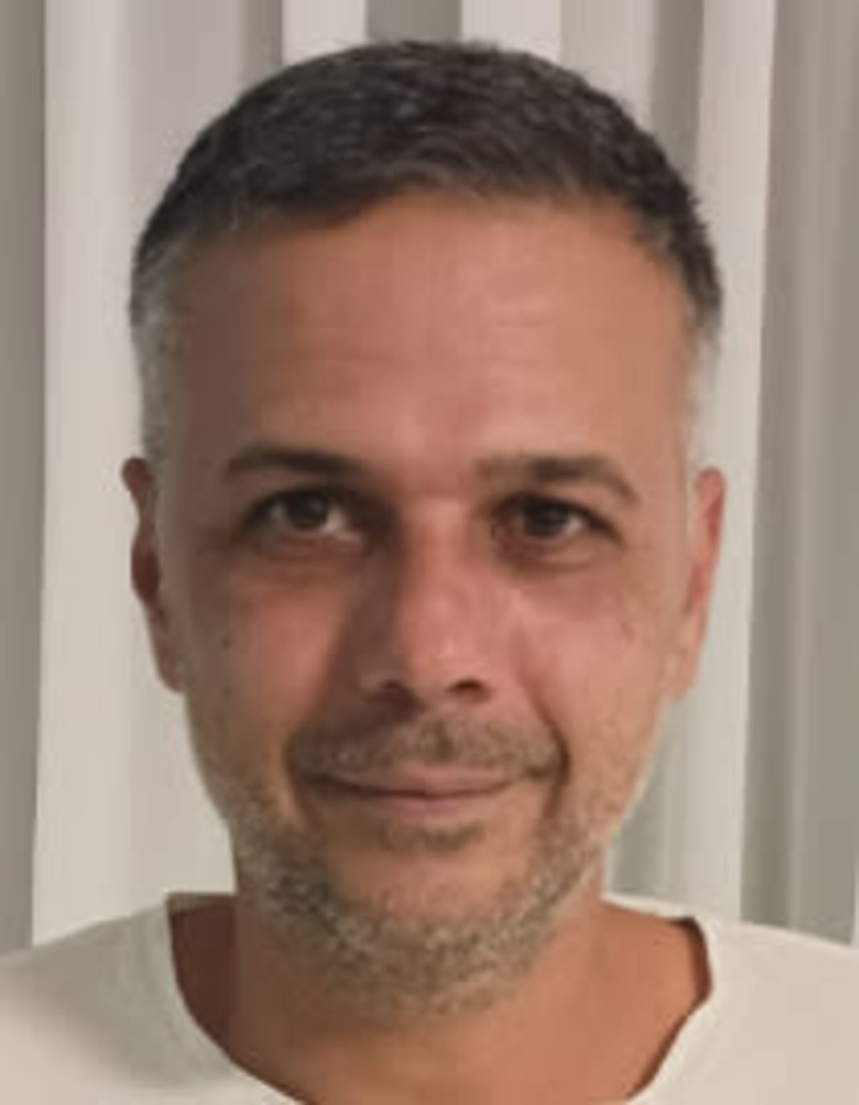 תמונת פורטרט של בעל המקצוע תמונת פורטרט של בעל המקצוע