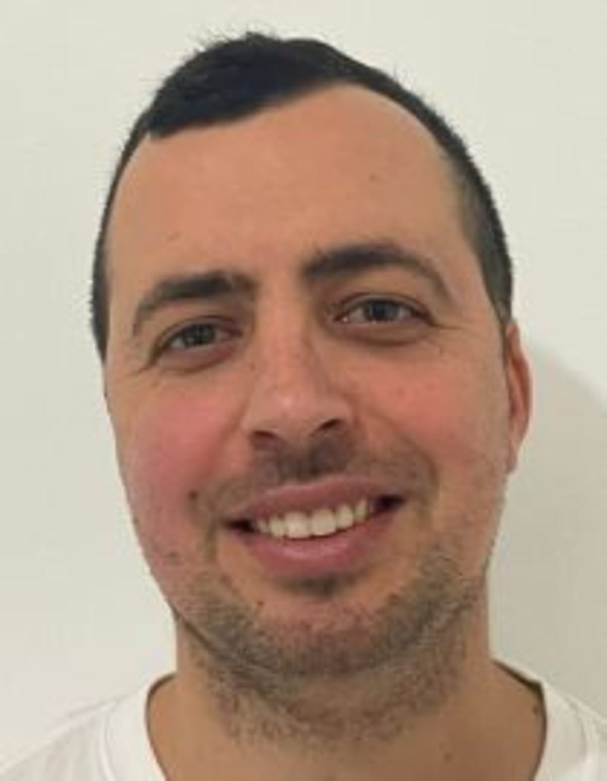 תמונת פורטרט של בעל המקצוע תמונת פורטרט של בעל המקצוע