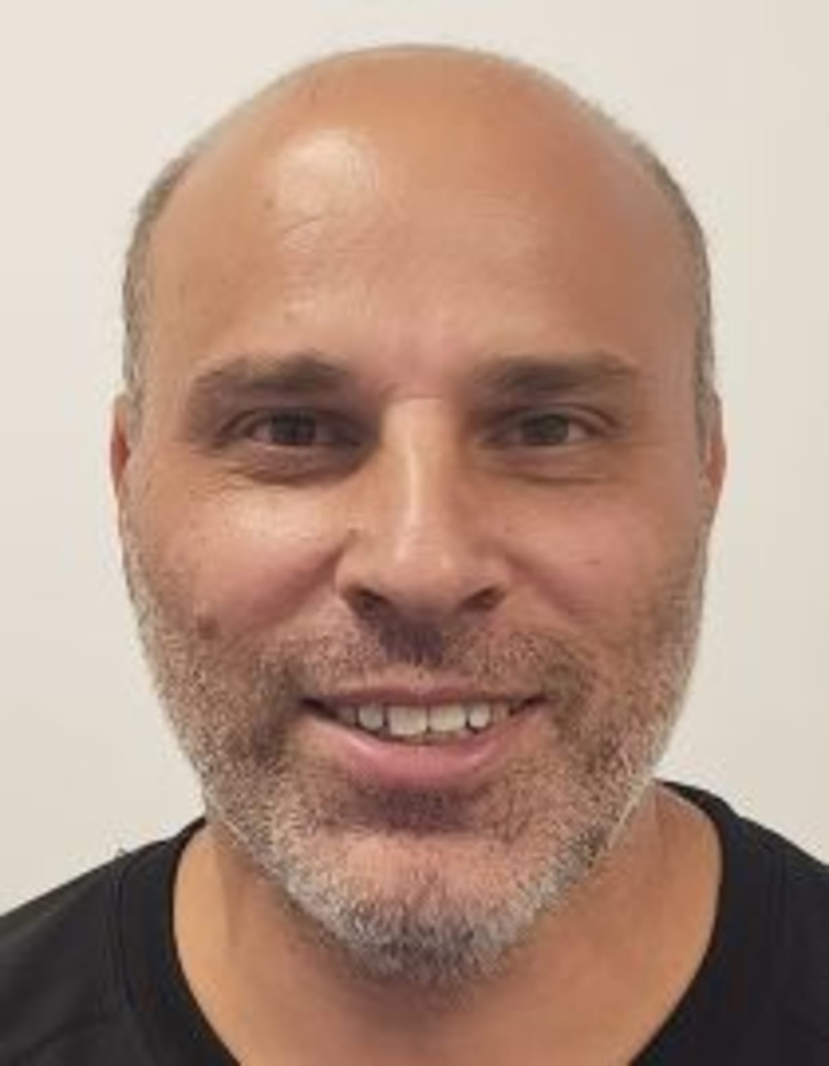 תמונת פורטרט של בעל המקצוע תמונת פורטרט של בעל המקצוע