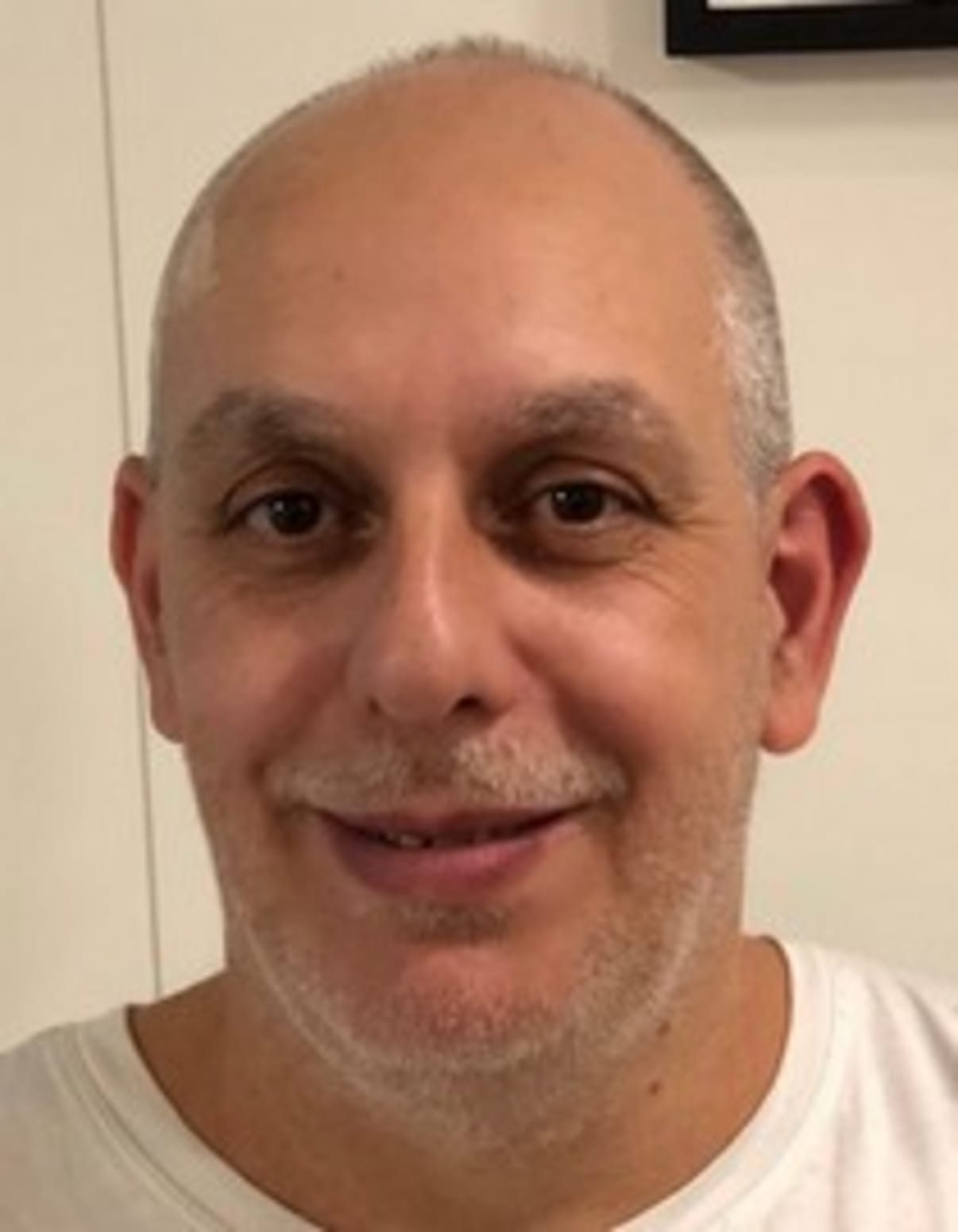 תמונת פורטרט של בעל המקצוע