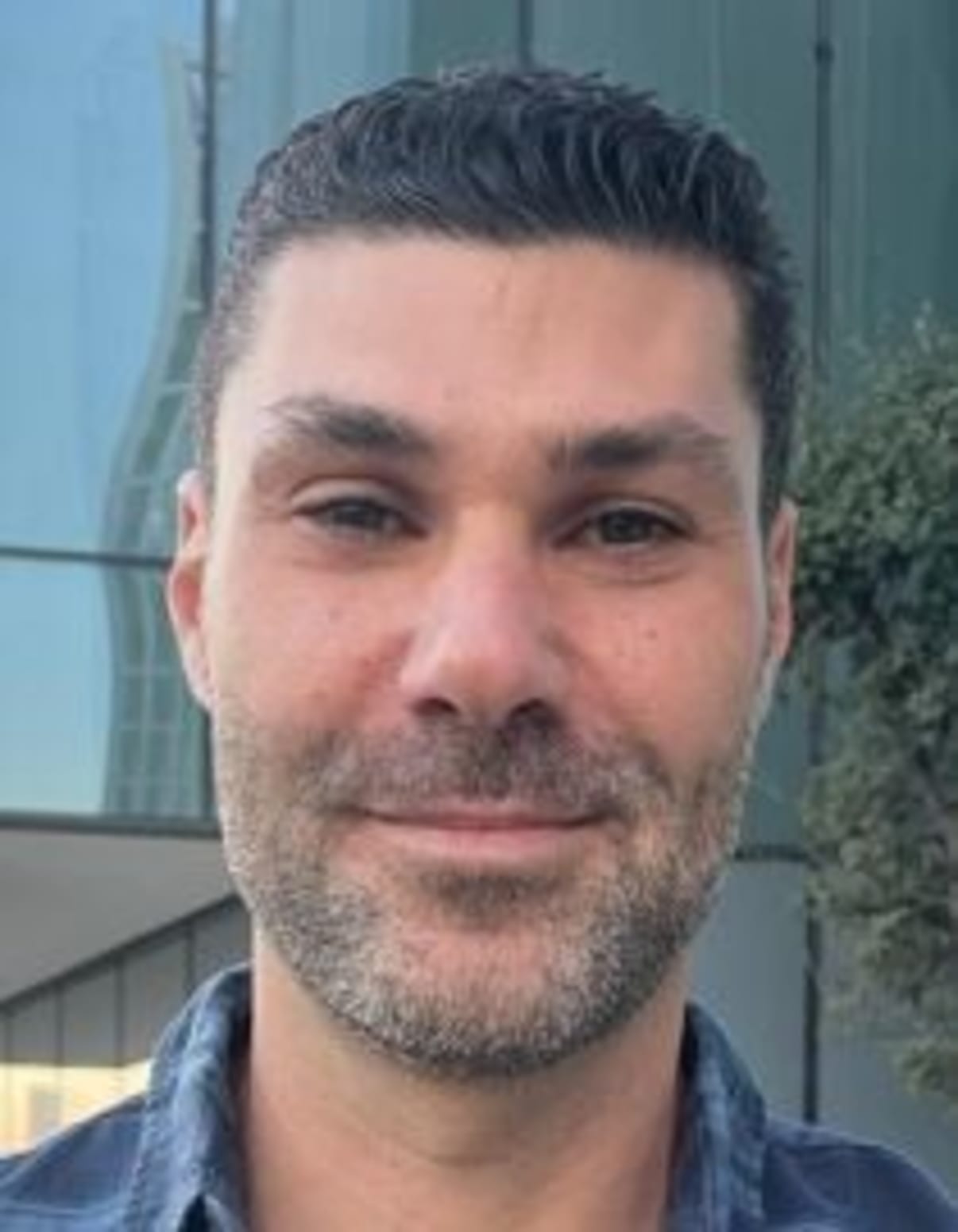 תמונת פורטרט של בעל המקצוע תמונת פורטרט של בעל המקצוע