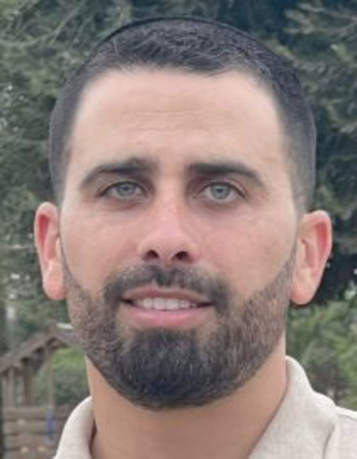 תמונת פורטרט של בעל המקצוע תמונת פורטרט של בעל המקצוע