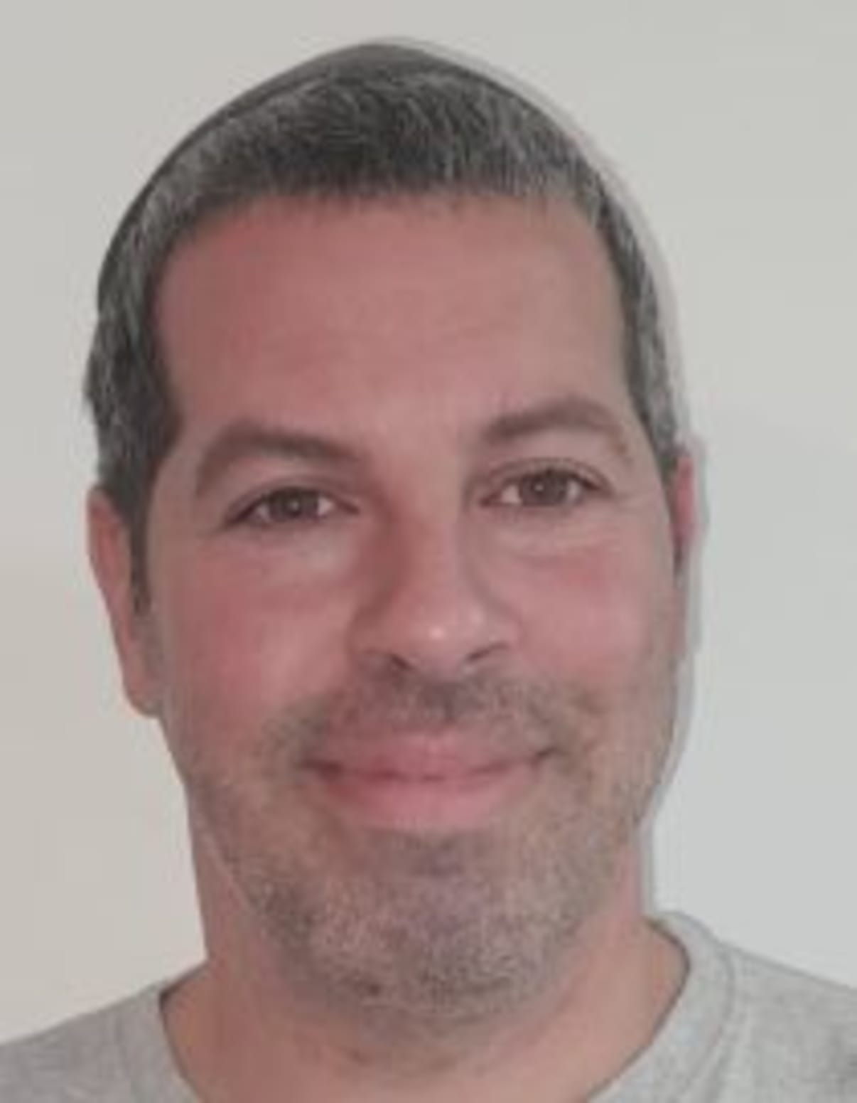 תמונת פורטרט של בעל המקצוע תמונת פורטרט של בעל המקצוע