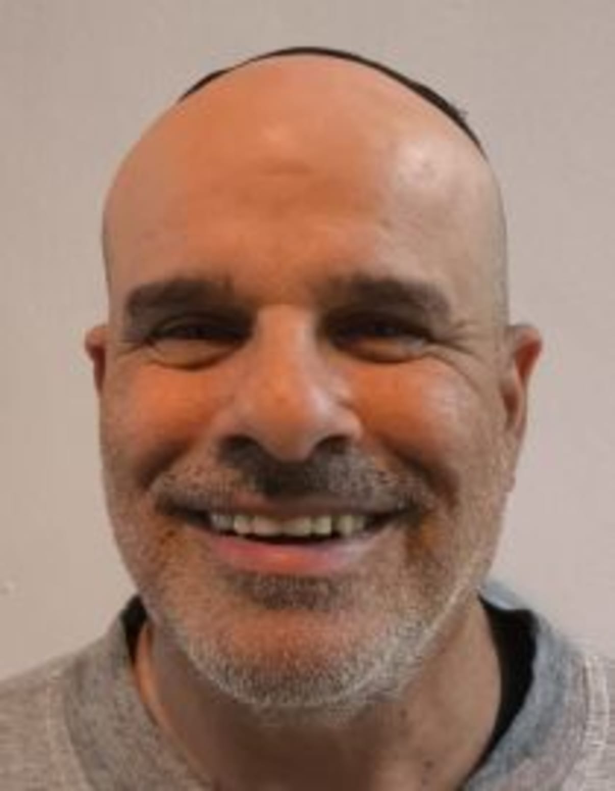 תמונת פורטרט של בעל המקצוע תמונת פורטרט של בעל המקצוע