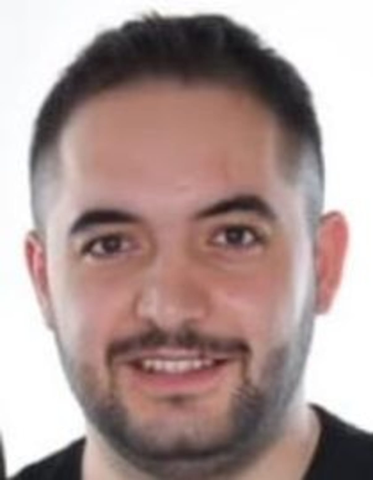 תמונת פורטרט של בעל המקצוע