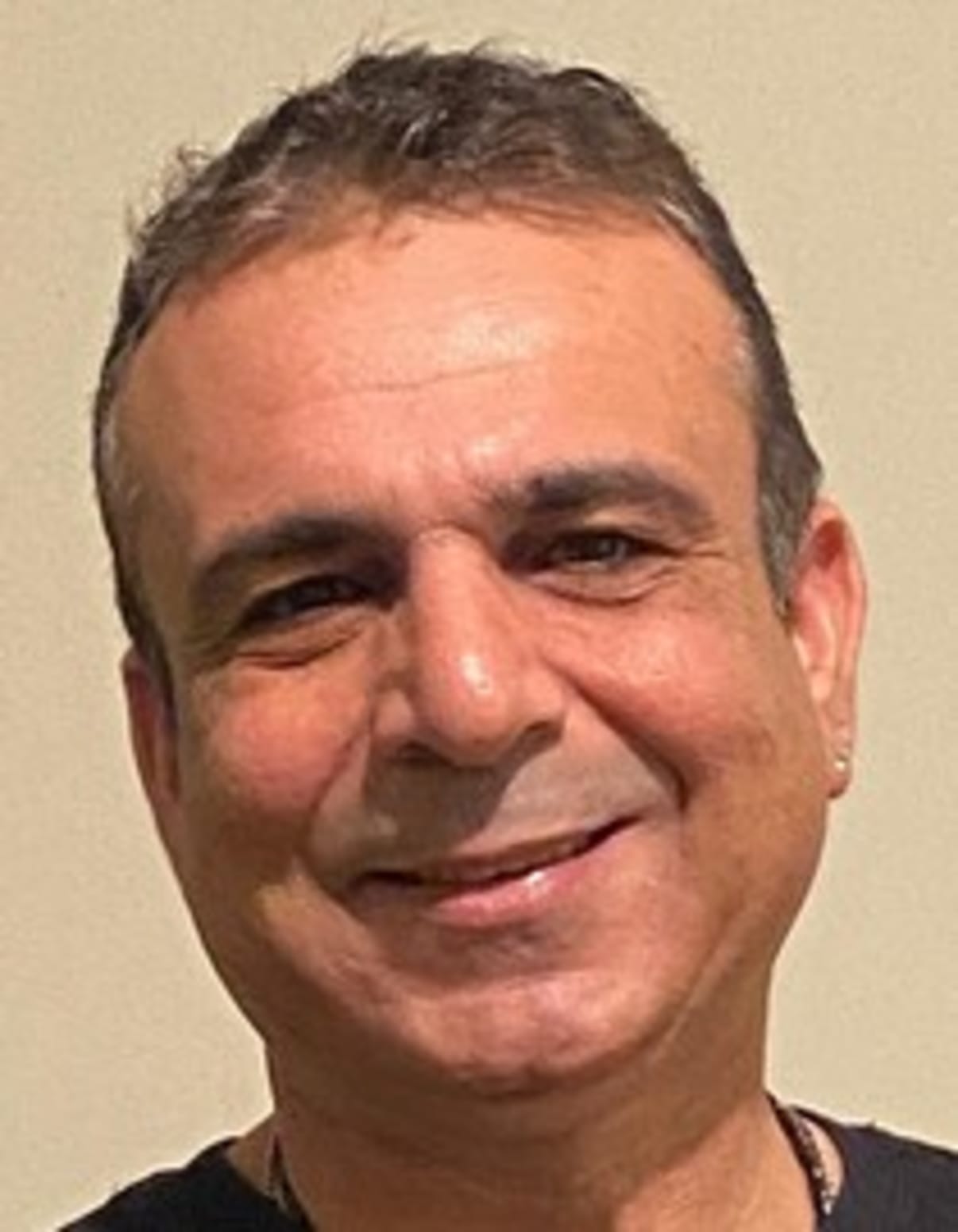 תמונת פורטרט של בעל המקצוע תמונת פורטרט של בעל המקצוע
