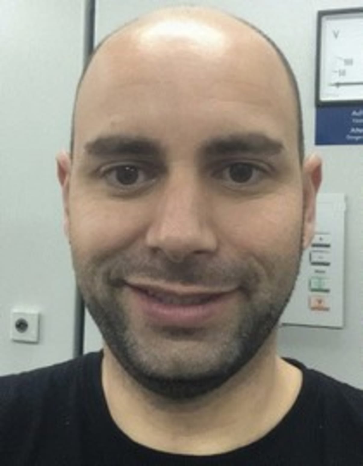 תמונת פורטרט של בעל המקצוע תמונת פורטרט של בעל המקצוע