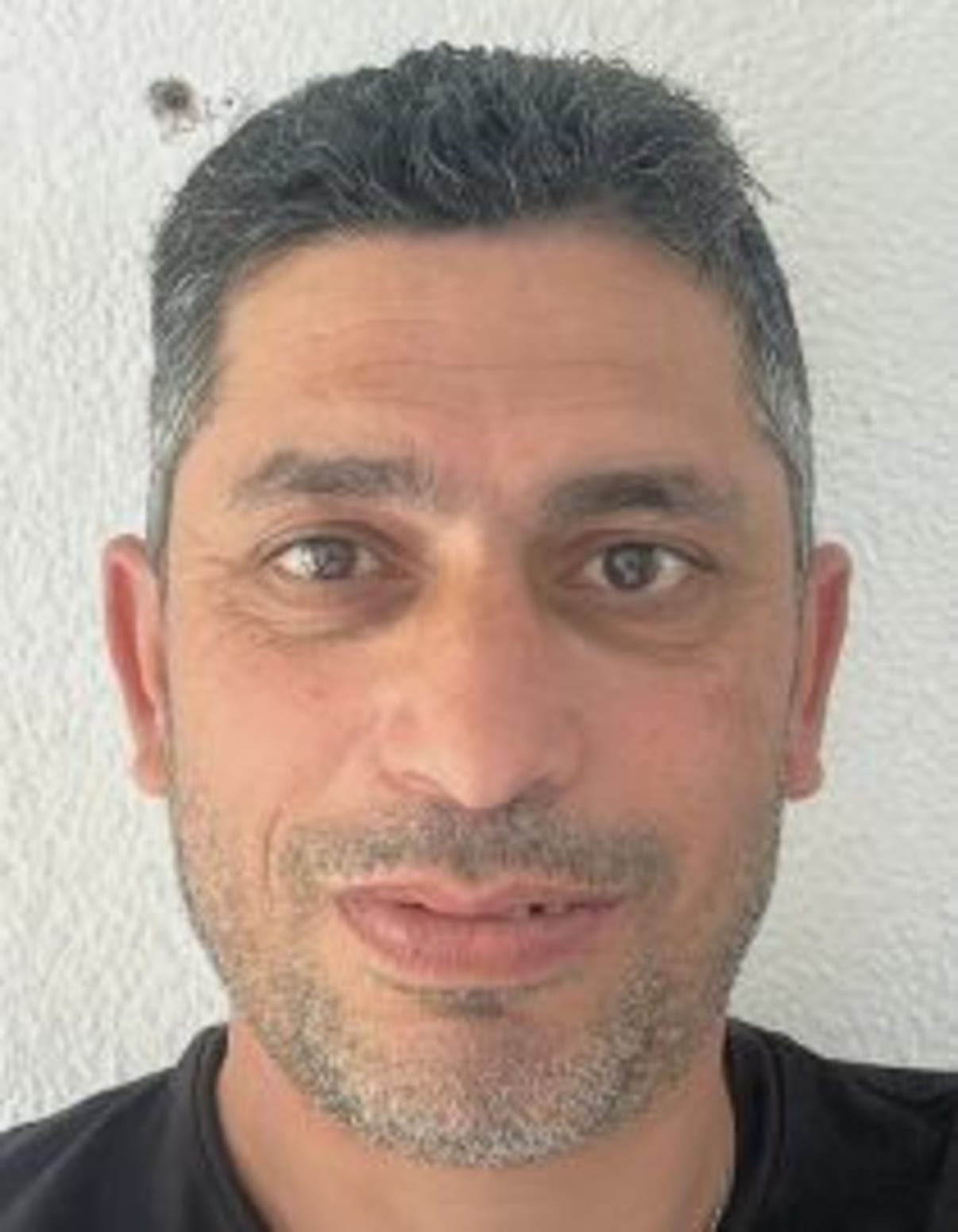 תמונת פורטרט של בעל המקצוע