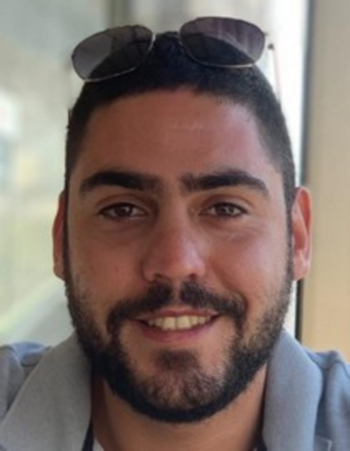 תמונת פורטרט של בעל המקצוע