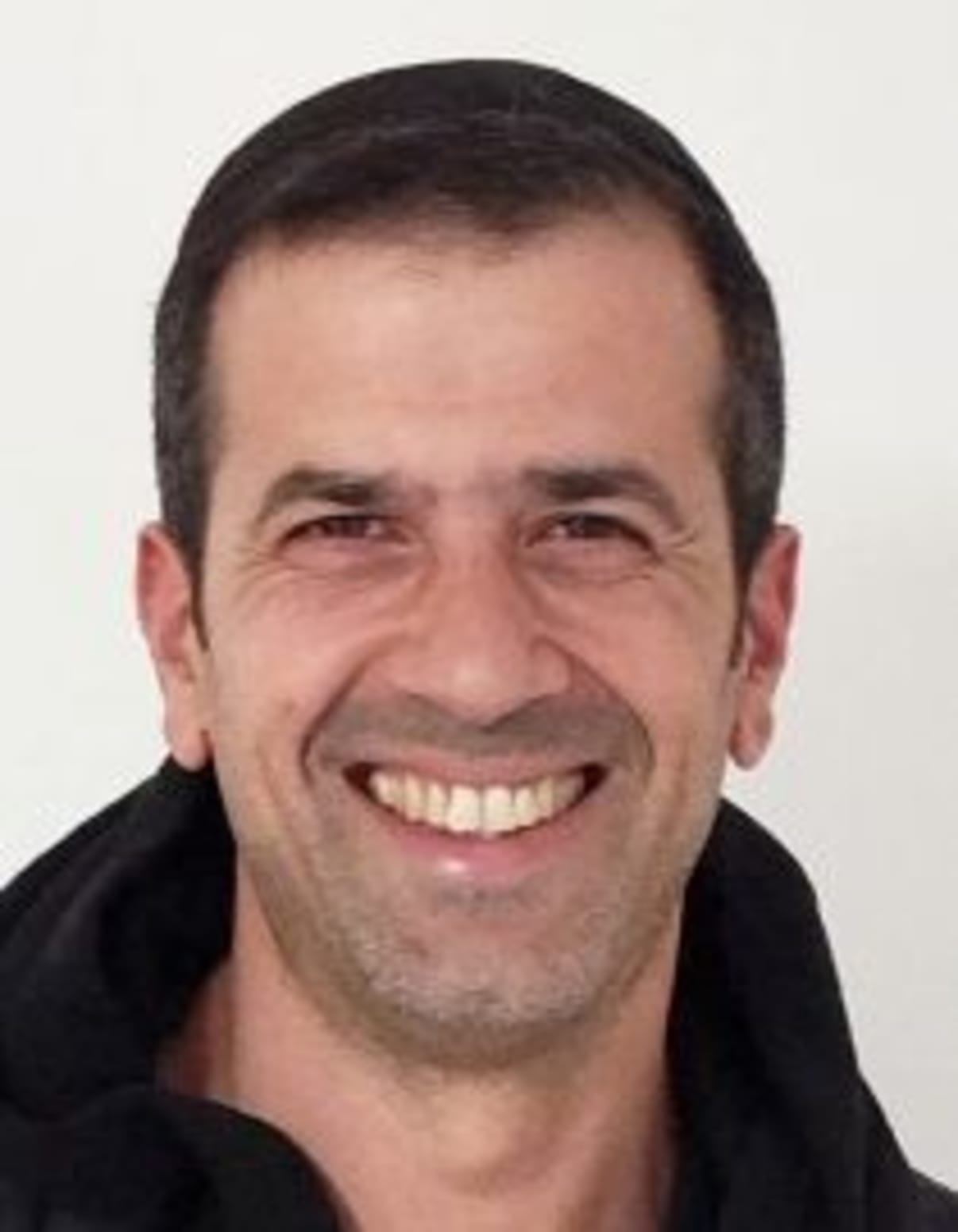 תמונת פורטרט של בעל המקצוע