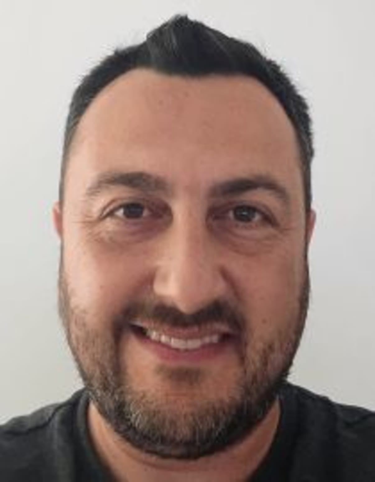 תמונת פורטרט של בעל המקצוע תמונת פורטרט של בעל המקצוע