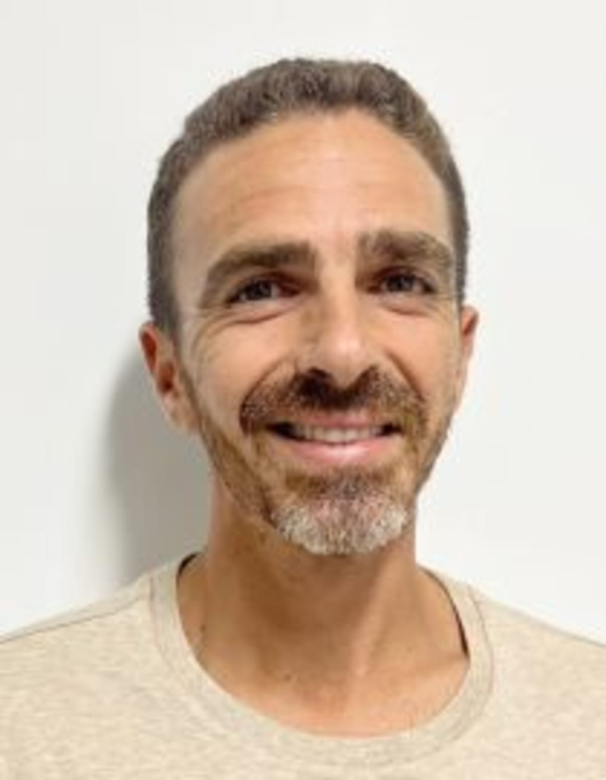 תמונת פורטרט של בעל המקצוע תמונת פורטרט של בעל המקצוע