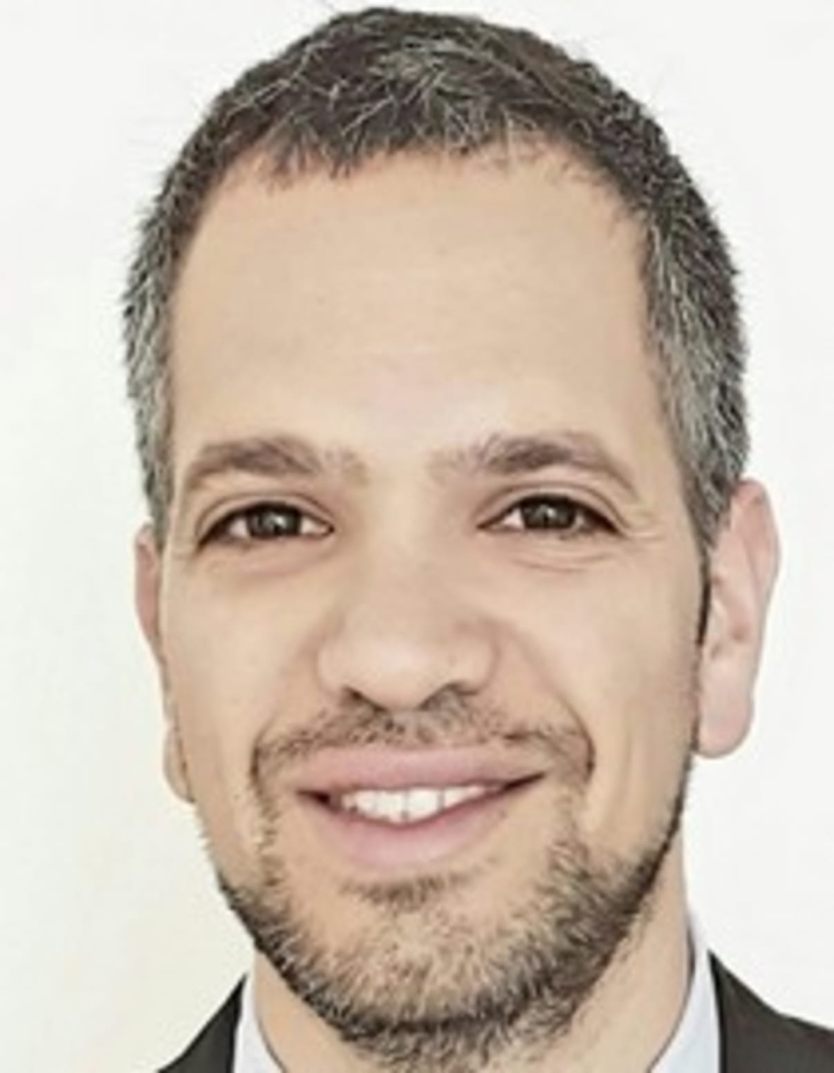 תמונת פורטרט של בעל המקצוע