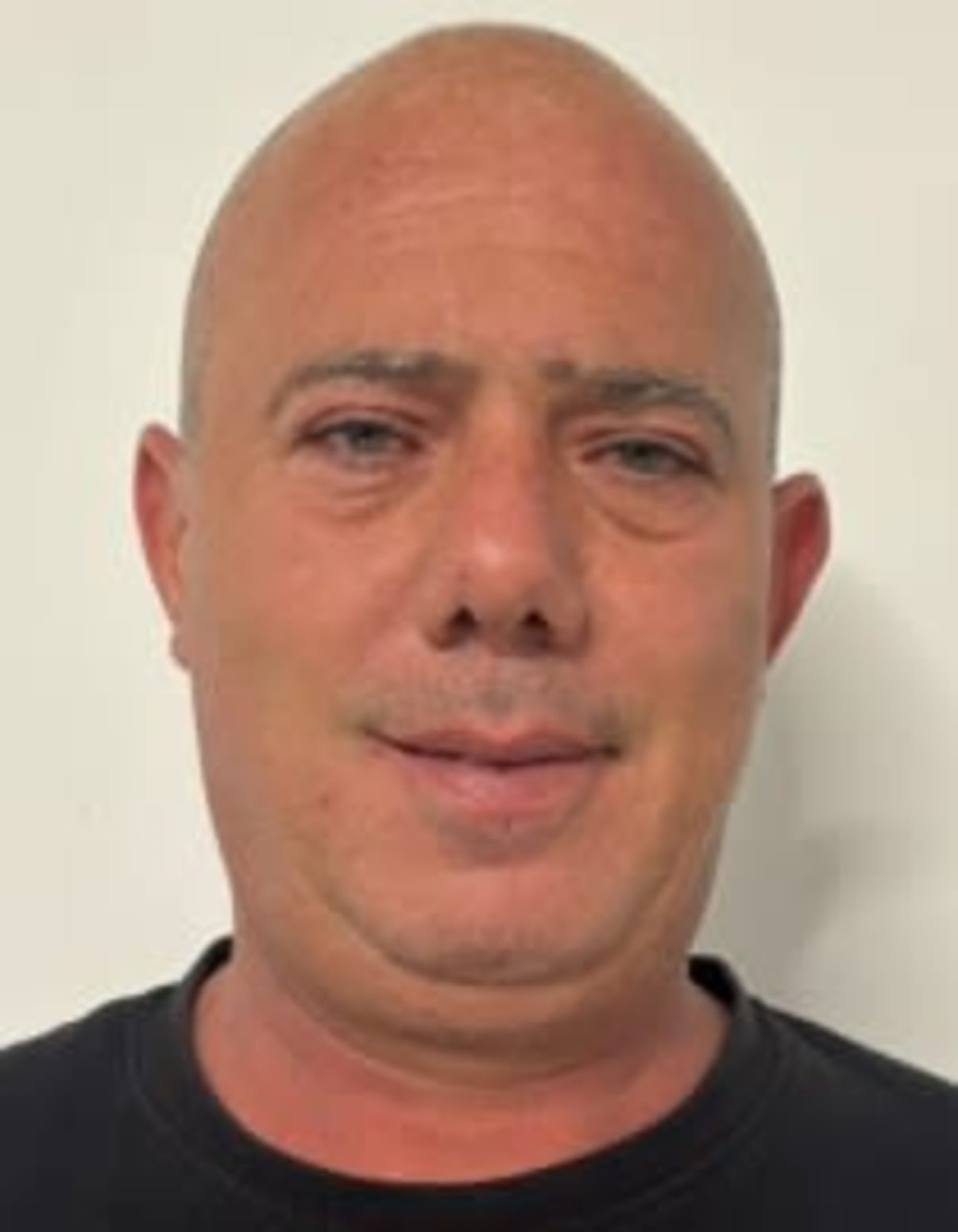 תמונת פורטרט של בעל המקצוע