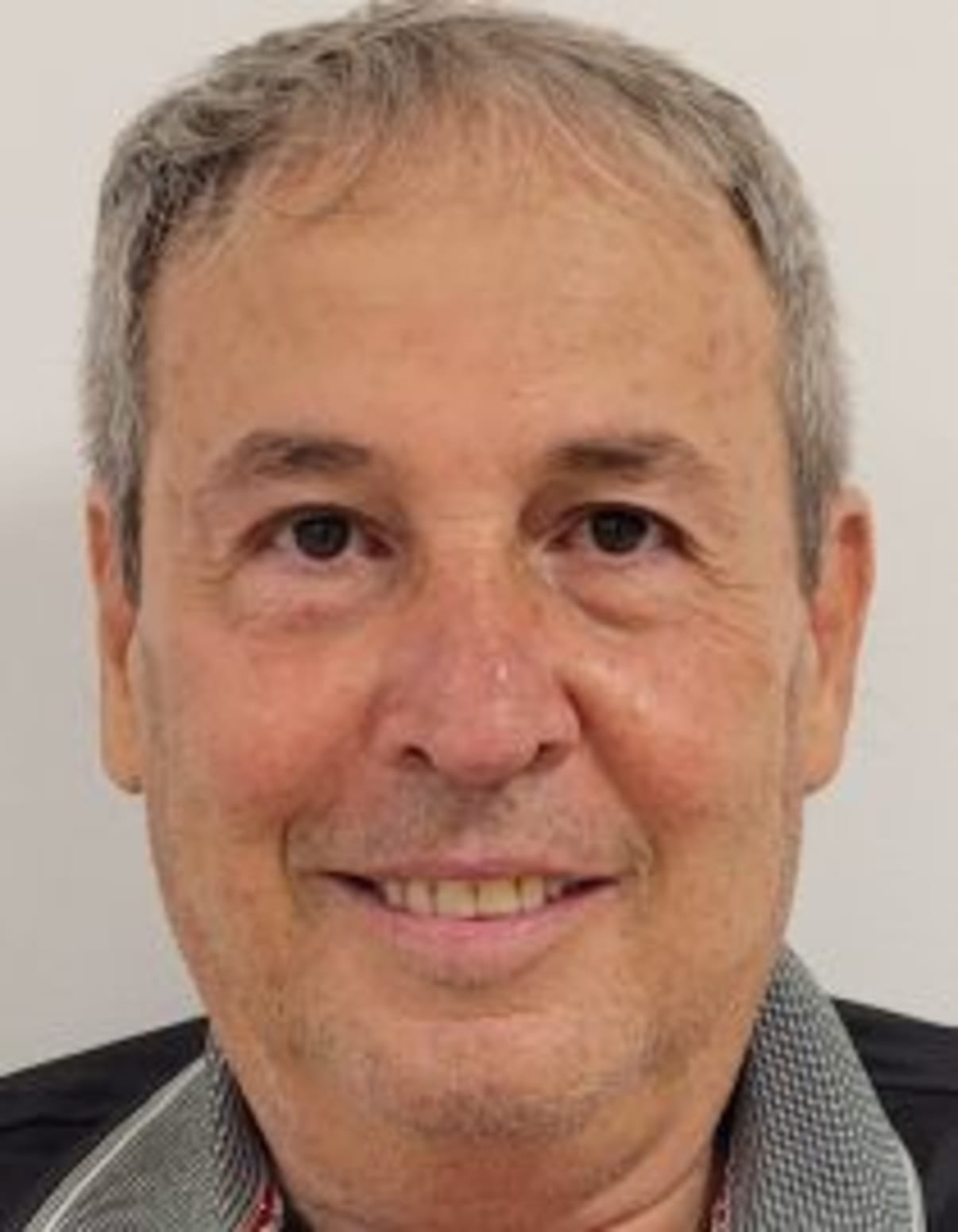 תמונת פורטרט של בעל המקצוע תמונת פורטרט של בעל המקצוע