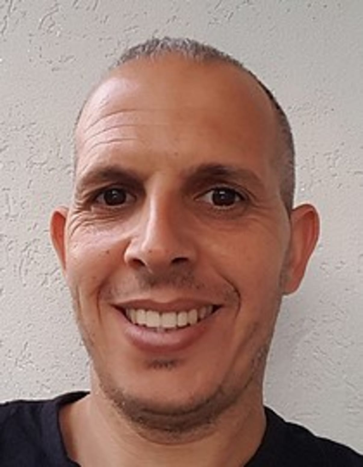 תמונת פורטרט של בעל המקצוע תמונת פורטרט של בעל המקצוע