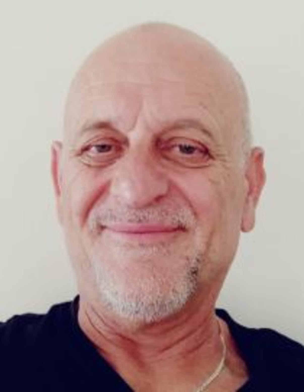 תמונת פורטרט של בעל המקצוע תמונת פורטרט של בעל המקצוע