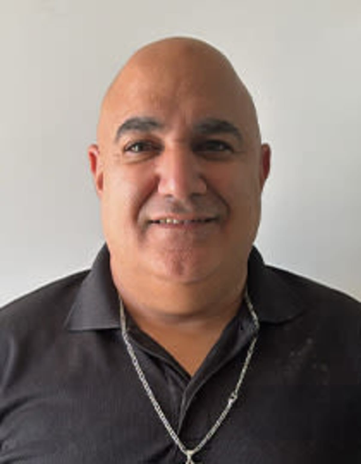 תמונת פורטרט של בעל המקצוע