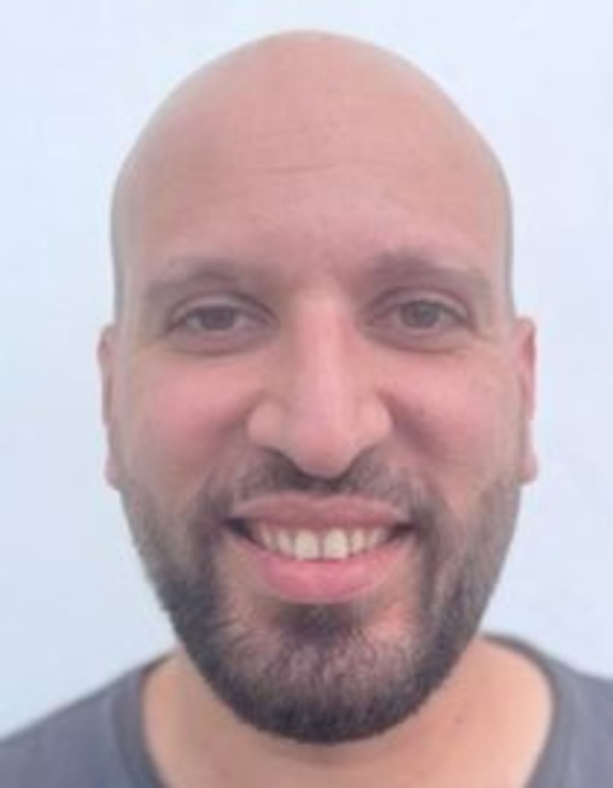 תמונת פורטרט של בעל המקצוע תמונת פורטרט של בעל המקצוע